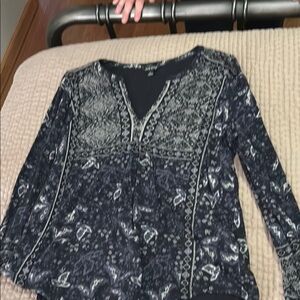 Elegant Black and White Women's Top